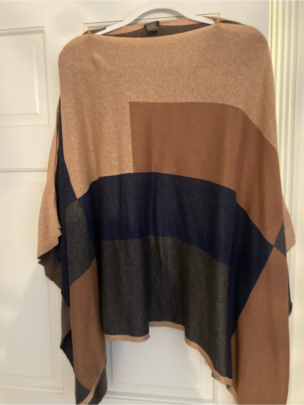 J. McLaughlin Colorblock Poncho in Camel, Navy